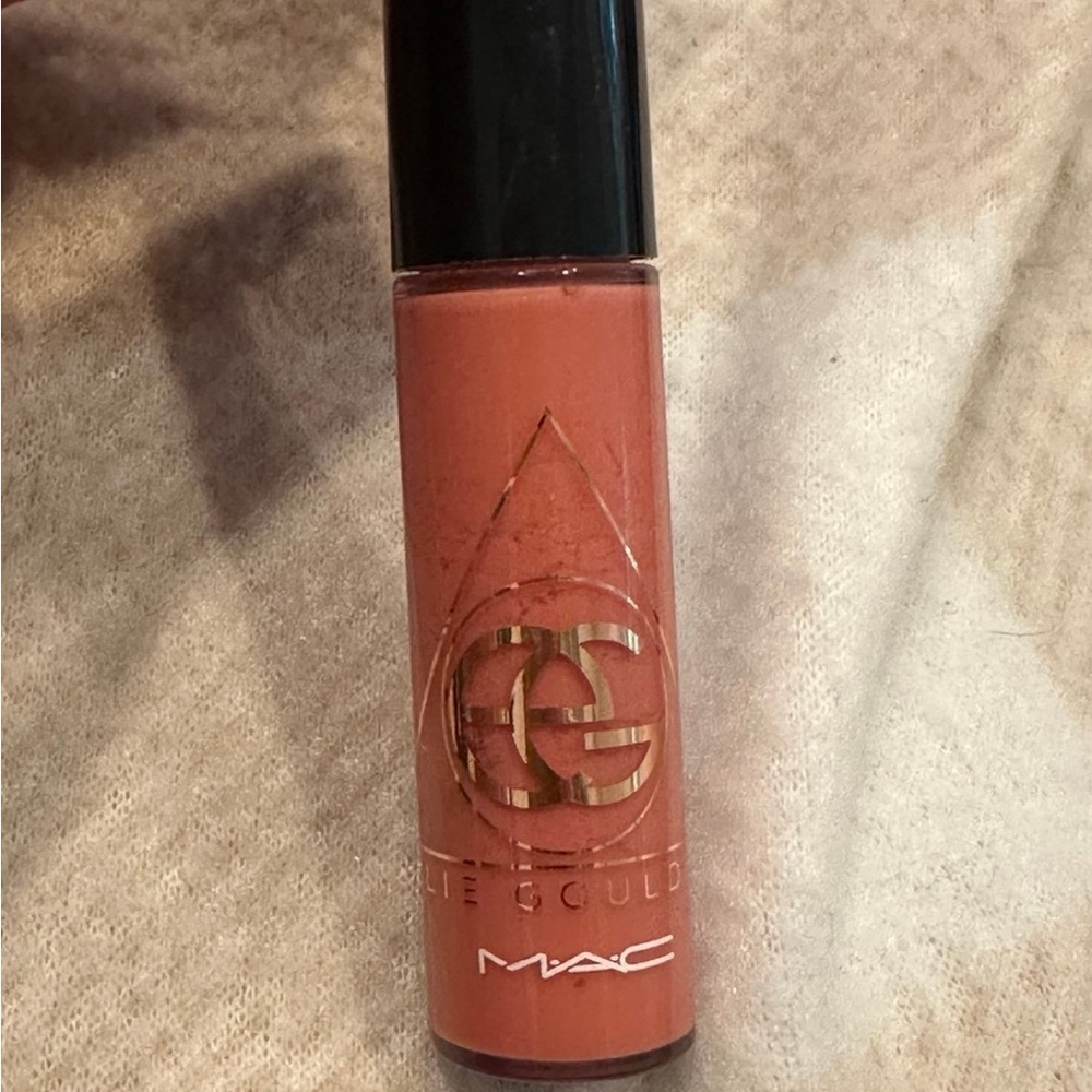 MAC Cosmetics Ellie Goulding Plush Glass
